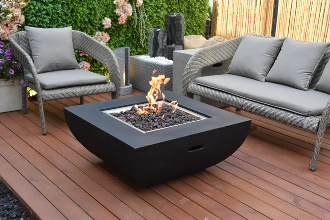 - Fire-Resistant Decking, composite decking fireproof, wpc decking fire resistant - HOSUNG WPC Composite Fire-Resistant Decking with Fire Pit