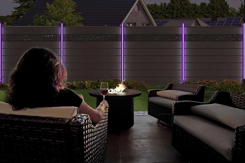 6 Outdoor Fence Lighting Ideas