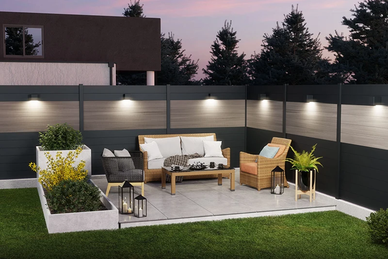 6 Outdoor Fence Lighting Ideas