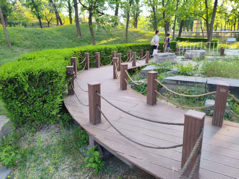 2 1 - Wood Plastic Composite in Historical Sites - HOSUNG WPC Composite 2 1 Wood Plastic Composite in Historical Sites - HOSUNG WPC Composite