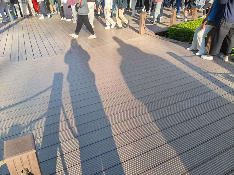 8 - composite decking that doesn't get hot,decking that doesn t get hot,composite decking that doesnt get hot,decking material that doesn t get hot - HOSUNG WPC Composite composite decking that doesn't get hot